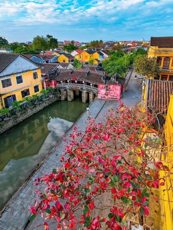 Monument sur le billet de 20000 VND