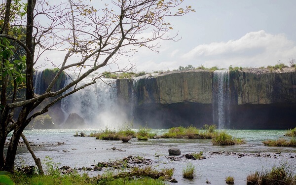 La cascade de Dray Nur