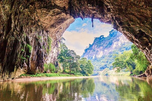 L'automne au parc national de Ba Be