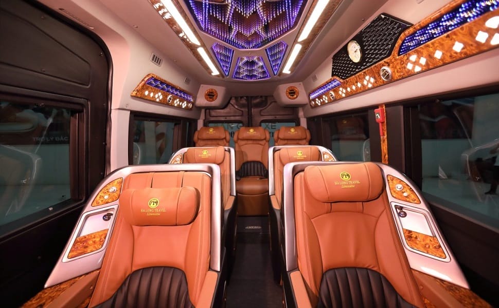 Bus limousine départ pour Halong