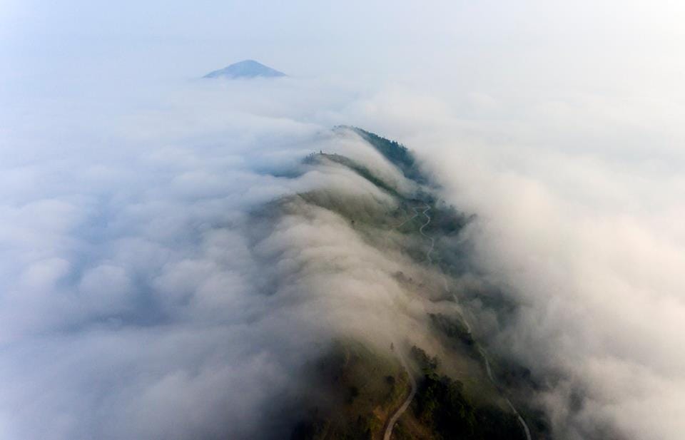 la-piste-au-mont-de-Chieu-Lau-Thi
