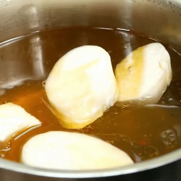 Bouillon avec champignon Shimeji
