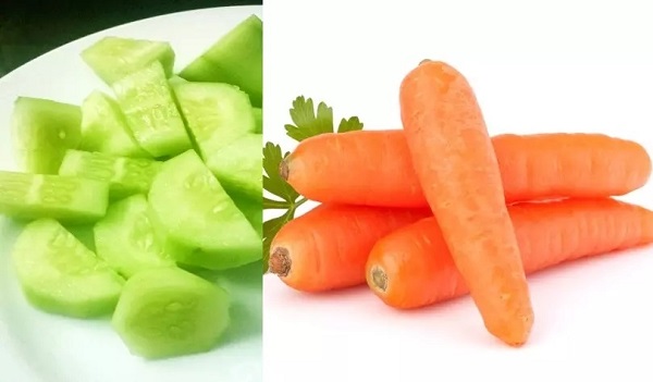 Carottes et concombres avec des épices