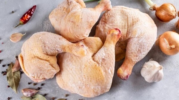 Choisir les cuisses de poulet avec une belle peau