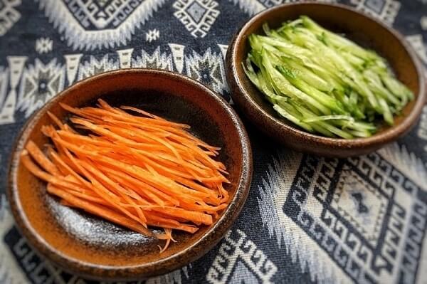 Concombres carottes en lanières