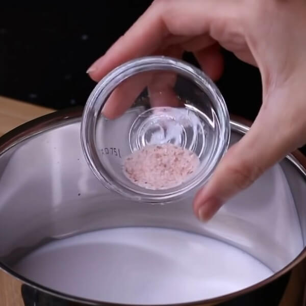 Cuire le lait de coco