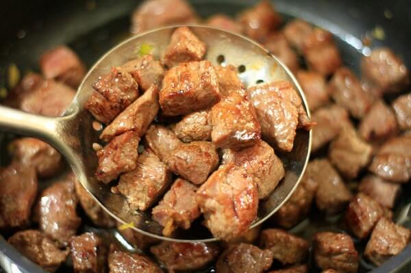 Cuisson trop cuite entraîne une perte en eau et en nutriments