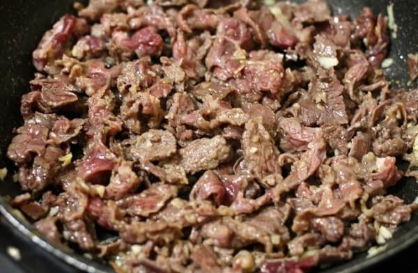 Faites sauter brièvement le boeuf