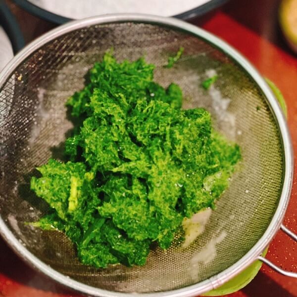 Filtrez les feuilles de pandan