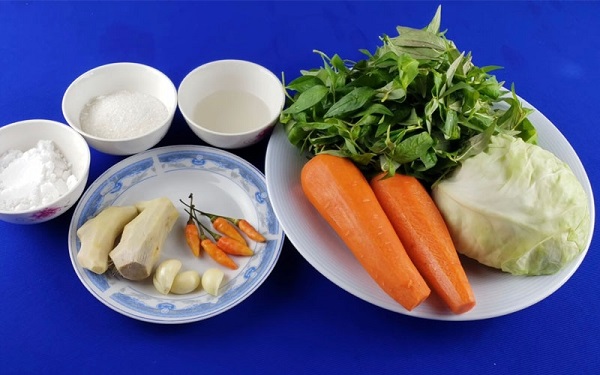 Ingrédients pickles choux carottes