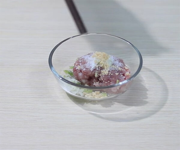 Mariner la viande 10 à 15 minutes