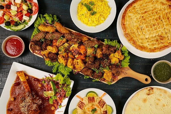 Nan N Kabab est très bien situé