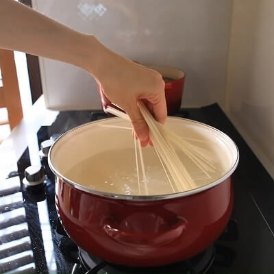 Nouilles aux oeufs en vente grande surface