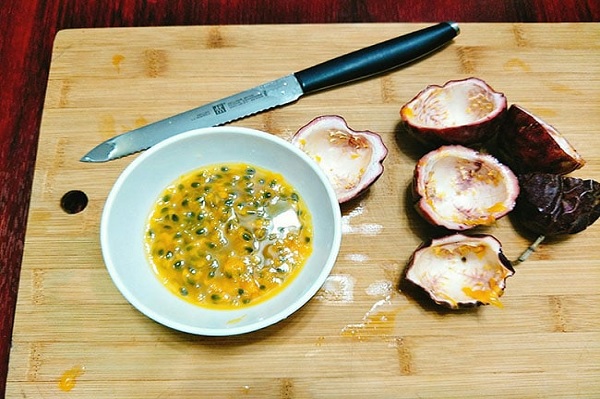 Prenez la partie intérieure du fruit