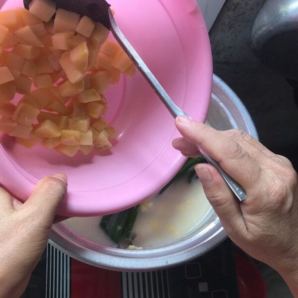 Puis les patates douces bouillies