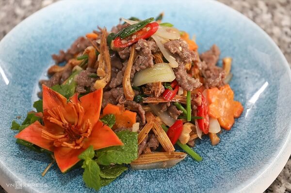 Sauté de boeuf aux bombax ceiba