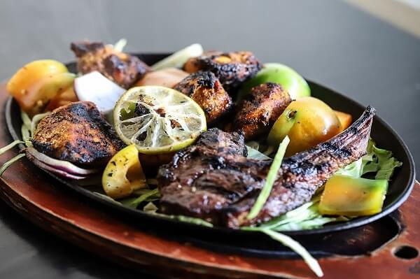 Un lieu convivial pour les amateurs de la cuisine Halal