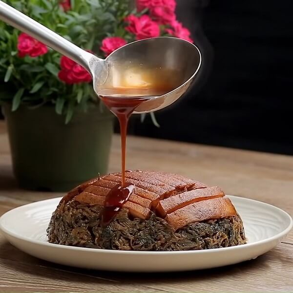 Versez la sauce dessus