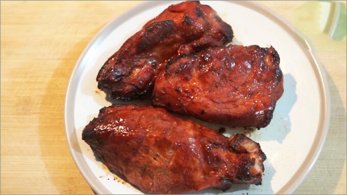 Viande char siu grillée