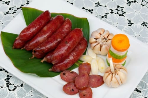 saucisse-vietnamienne-plat-savoureux