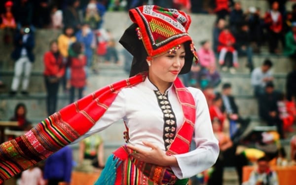 foulard-ethnie-minoritaire-vietnamienne-du-nord