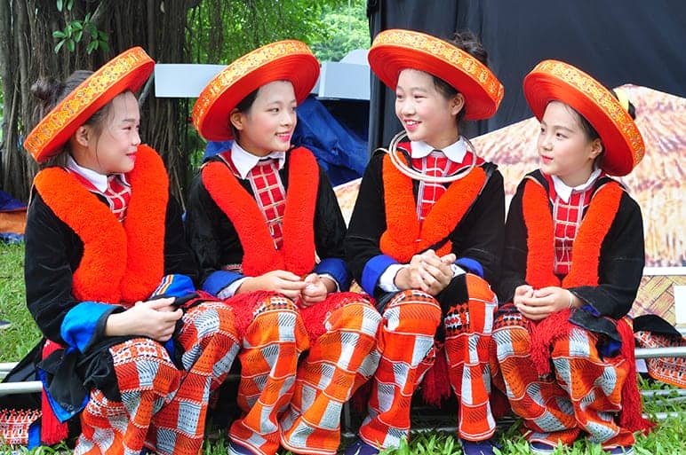 vetement-ethnie-dao-rouge-nord-vietnam